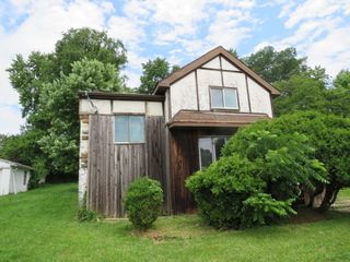 2888 Cherry St, Bethel Park, PA 15102