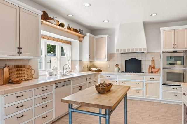 6013 La Flecha, Rancho Santa Fe, CA 92067