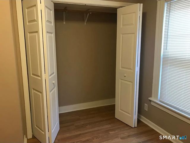 39 Pine Street 2nd fl, New Haven, CT 06513
