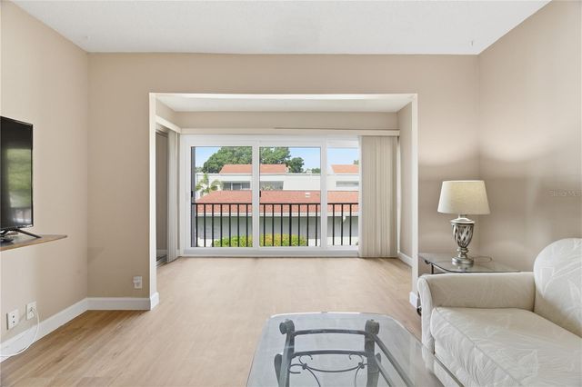 2060 MARILYN STREET 207, Clearwater, FL 33765