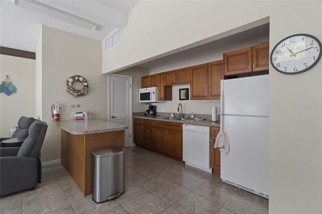 2060 MARILYN STREET 207, Clearwater, FL 33765