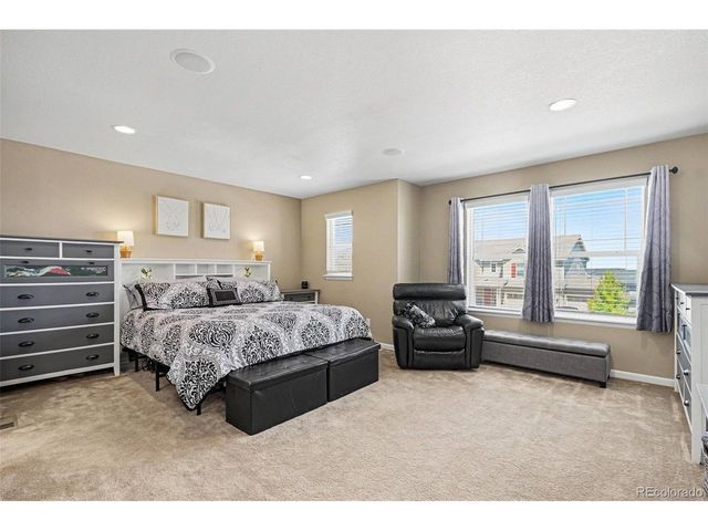 26712 E Hinsdale Pl, Aurora, CO 80016