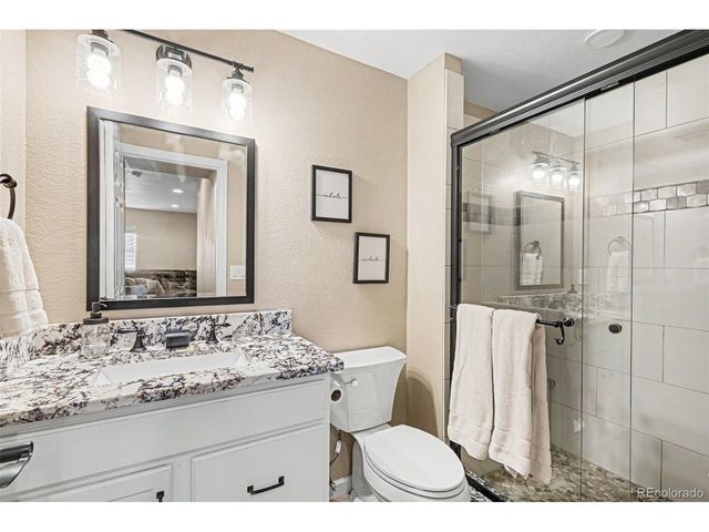26712 E Hinsdale Pl, Aurora, CO 80016