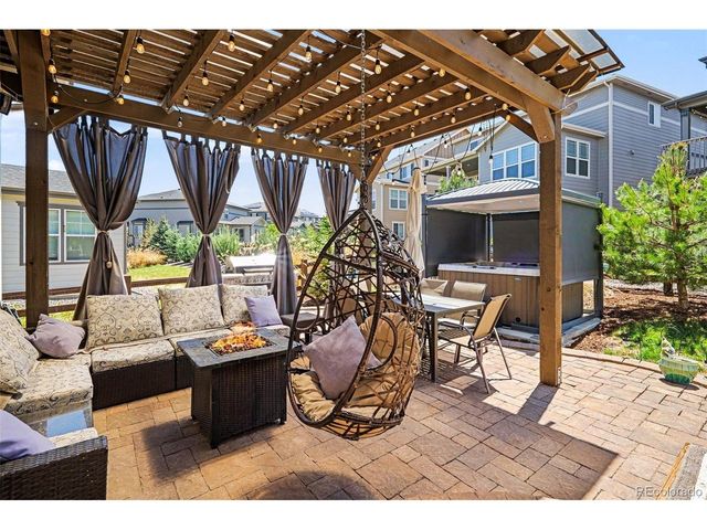 26712 E Hinsdale Pl, Aurora, CO 80016