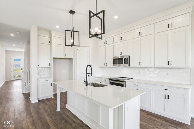 15799 Showdown Road, Noblesville, IN 46060
