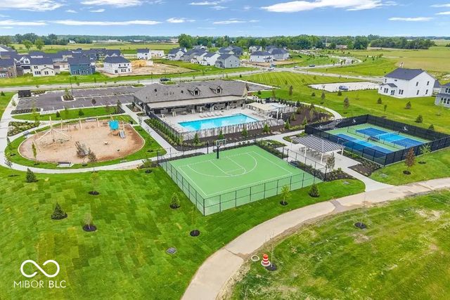 15799 Showdown Road, Noblesville, IN 46060