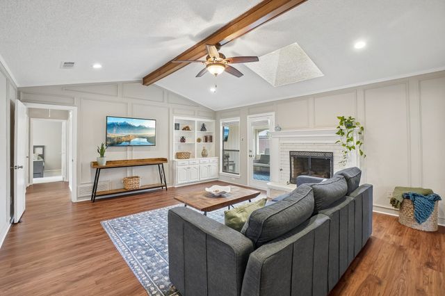 2330 Heatherwoods Way, Carrollton, TX 75007