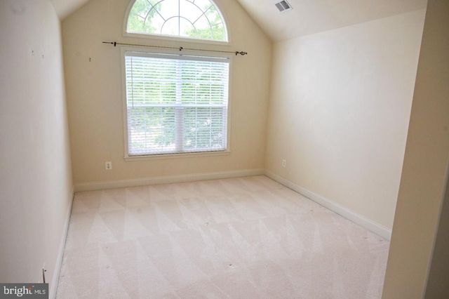 19871 NAPLES LAKES TER, Ashburn, VA 20147