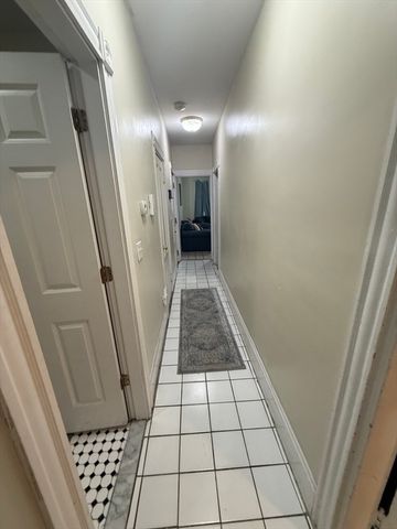 190 L St 1A, Boston, MA 02127