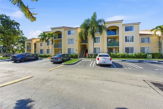 1721 Village Boulevard 104, West Palm Beach, FL 33409