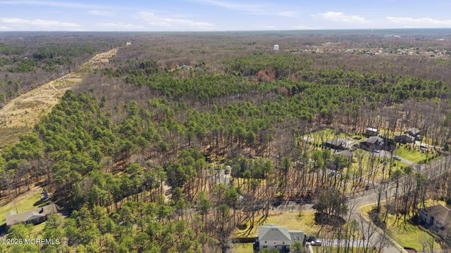 193 Nomoco Road, Freehold, NJ 07728