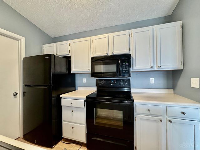 8854 Eagleview Drive, West Chester, OH 45069