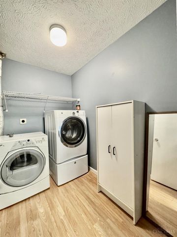 8854 Eagleview Drive, West Chester, OH 45069