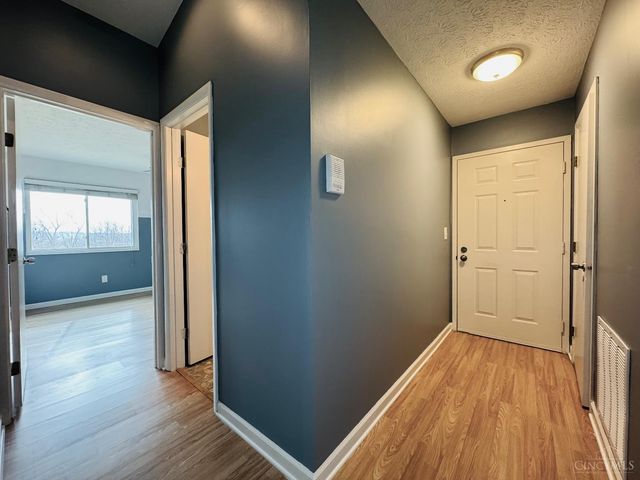 8854 Eagleview Drive, West Chester, OH 45069