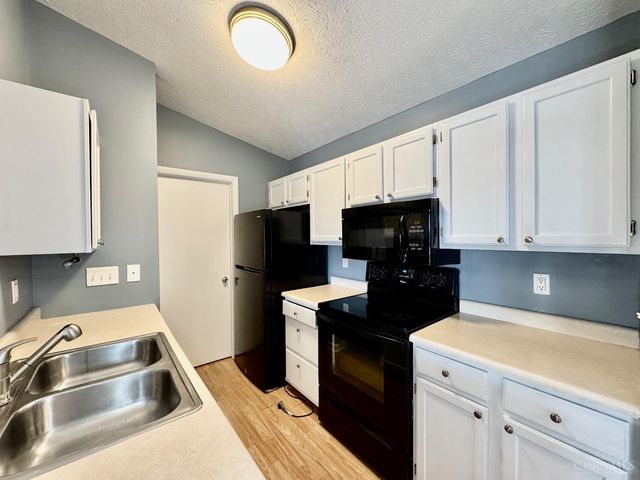 8854 Eagleview Drive, West Chester, OH 45069