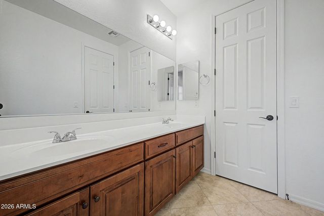 12542 W KRALL Court, Glendale, AZ 85307