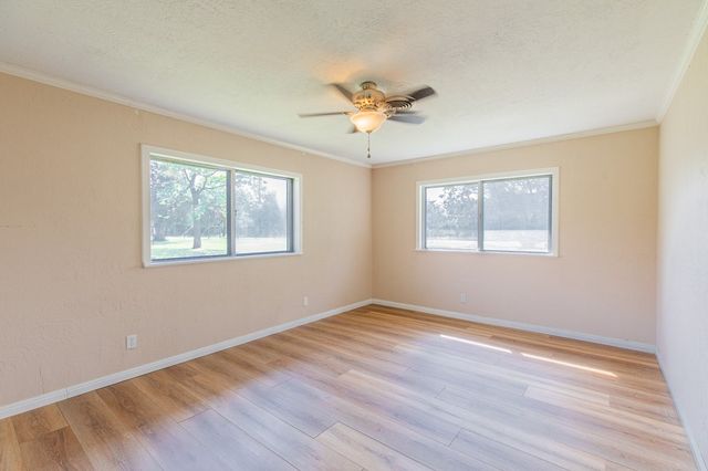 315 N Main St, Ingram, TX 78025