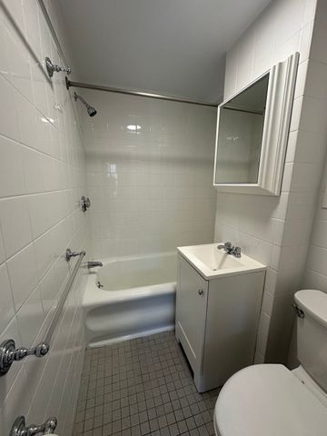 124 Bowdoin Street 43, Boston, MA 02108
