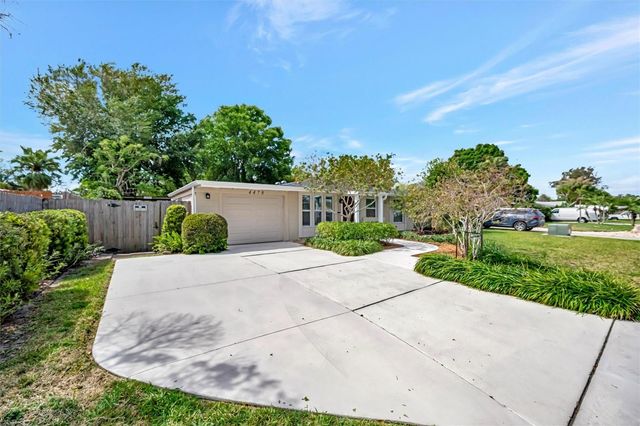 4478 COCO RIDGE CIRCLE, Sarasota, FL 34233