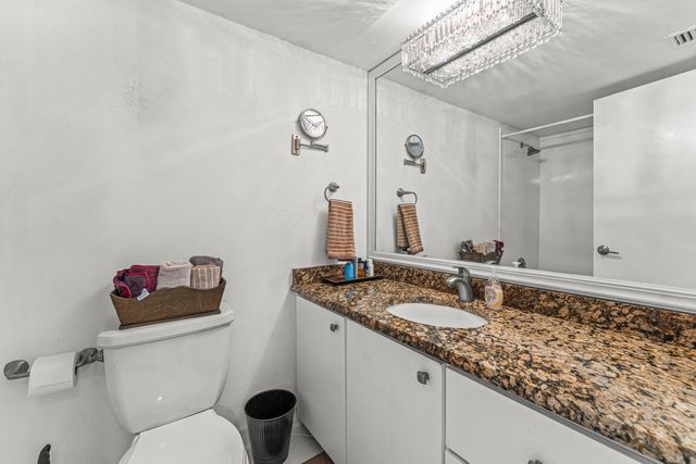 5420 N Ocean Drive 2101, Singer Island, FL 33404