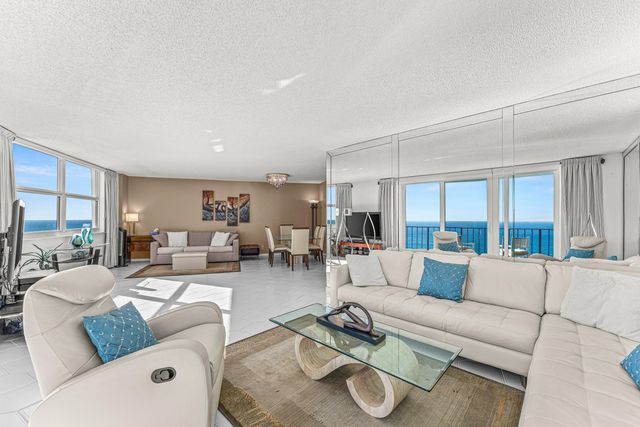 5420 N Ocean Drive 2101, Singer Island, FL 33404