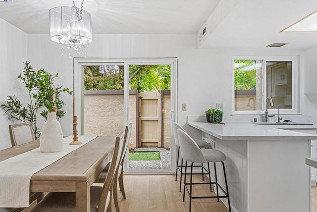 4436 Del Valle Pkwy, Pleasanton, CA 94566