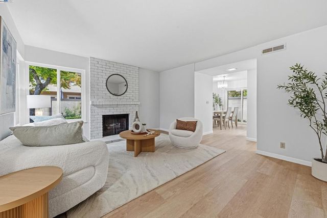 4436 Del Valle Pkwy, Pleasanton, CA 94566