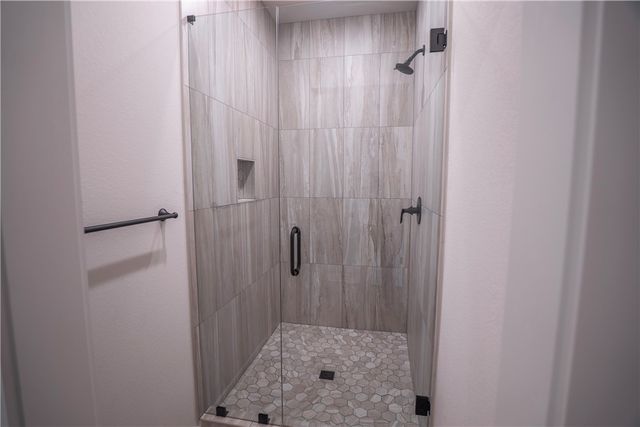 14 Nairn Lane, Bella Vista, AR 72715