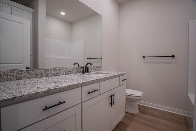 14 Nairn Lane, Bella Vista, AR 72715