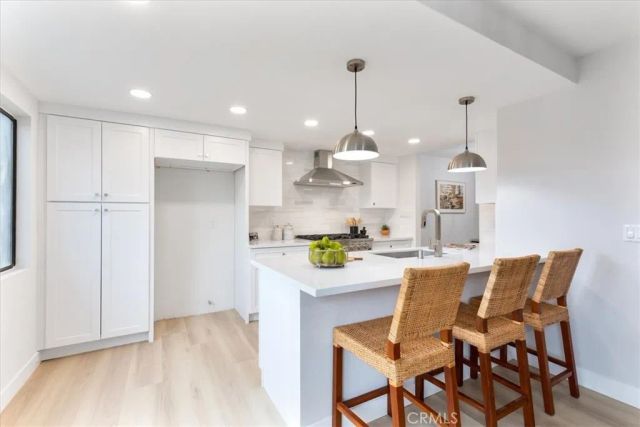 17150 Burbank Boulevard 25, Encino, CA 91316