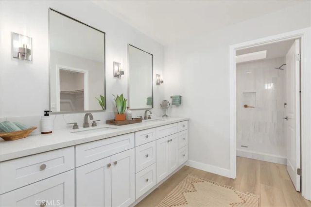 17150 Burbank Boulevard 25, Encino, CA 91316