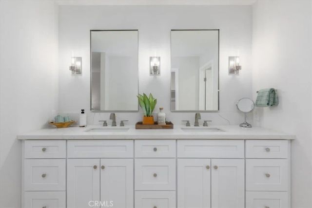 17150 Burbank Boulevard 25, Encino, CA 91316