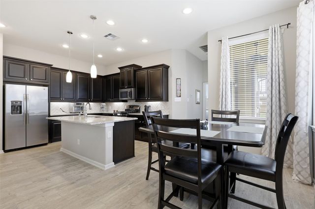 28027 Rocky Heights Drive, Spring, TX 77386