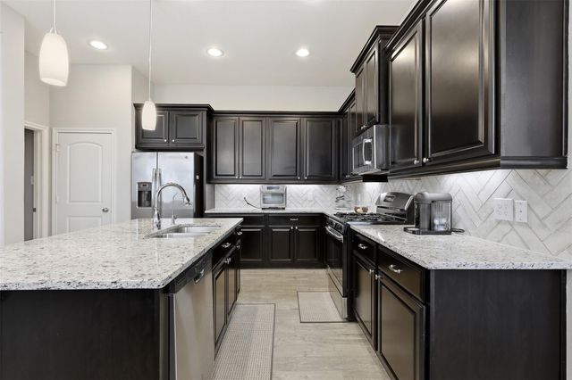 28027 Rocky Heights Drive, Spring, TX 77386