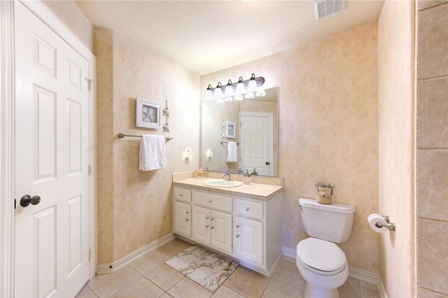 13510 Indigo Lake, Houston, TX 77077