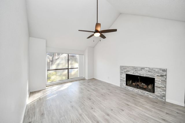 6601 Sands Point Drive 47, Houston, TX 77074