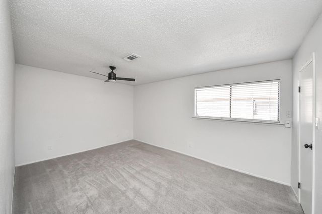 6601 Sands Point Drive 47, Houston, TX 77074