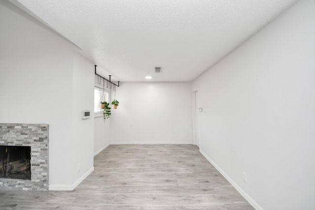 6601 Sands Point Drive 47, Houston, TX 77074