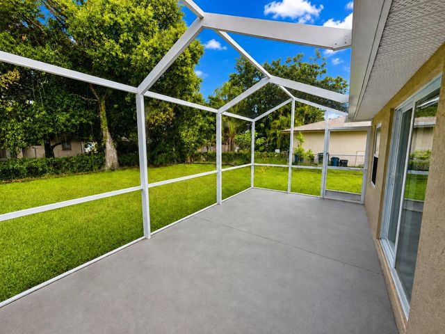 4200 WINTHROP STREET, Sarasota, FL 34232