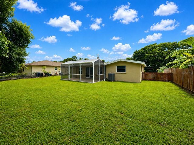 4200 WINTHROP STREET, Sarasota, FL 34232