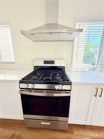 1316 N Hollywood Way, Burbank, CA 91505