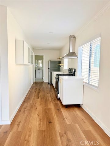 1316 N Hollywood Way, Burbank, CA 91505