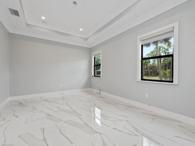 2538 4th AVE NE, Naples, FL 34120