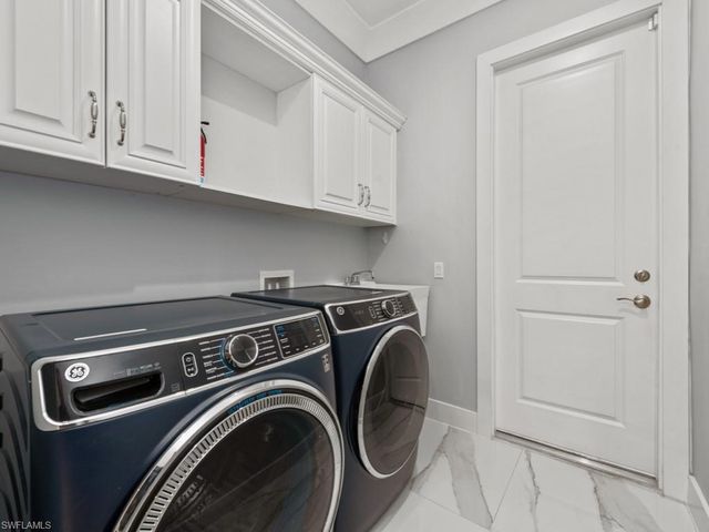 2538 4th AVE NE, Naples, FL 34120