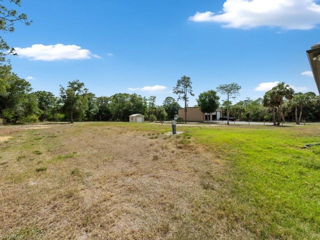 2538 4th AVE NE, Naples, FL 34120