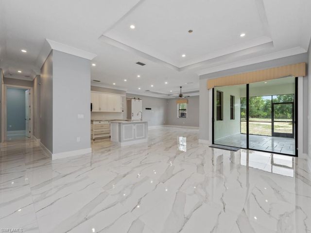 2538 4th AVE NE, Naples, FL 34120