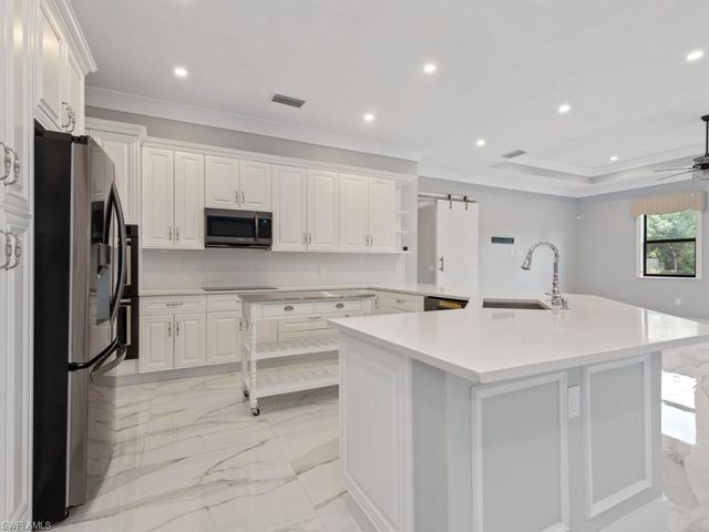 2538 4th AVE NE, Naples, FL 34120