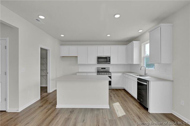 3206 Edens Way, Charlestown, IN 47111