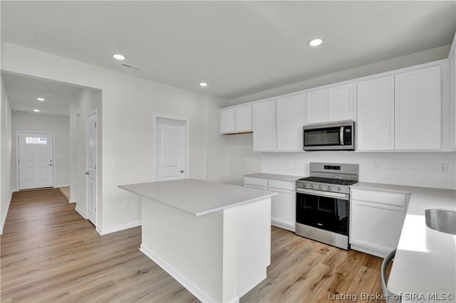 3206 Edens Way, Charlestown, IN 47111