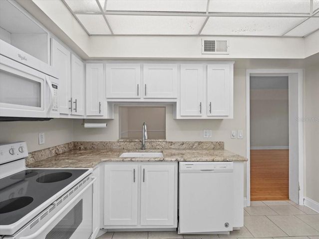 1503 CORDOVA GREEN, Seminole, FL 33777